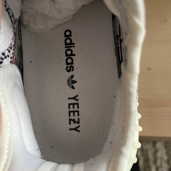 Yeezy Adidas Boost 350 V2 US 6 1/2 Zebra Sneakers - Picture 16 of 17